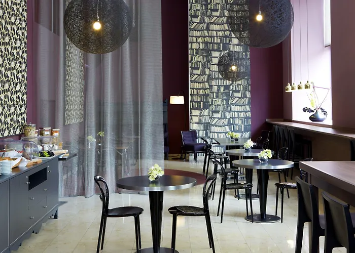 Adagio Aparthotel 4*