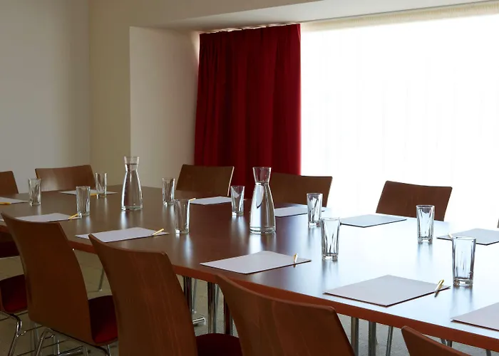 Adagio Aparthotel 4*